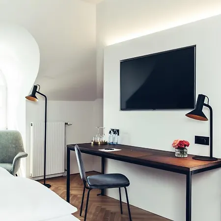 Dermuth Klagenfurt 4*