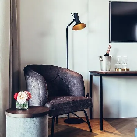 Dermuth Klagenfurt Hotel 4*