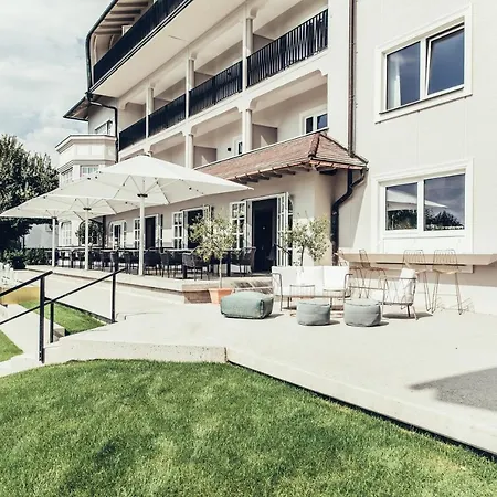 Dermuth Klagenfurt 4* 克拉根福