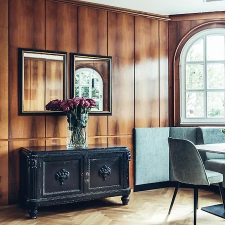 Dermuth Klagenfurt Отель Клагенфурте