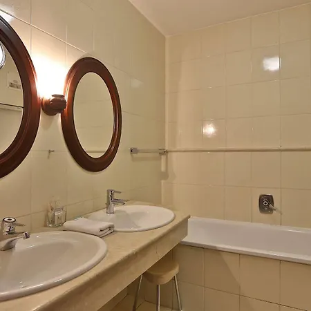 호텔 Dermuth Klagenfurt 클라겐푸르트