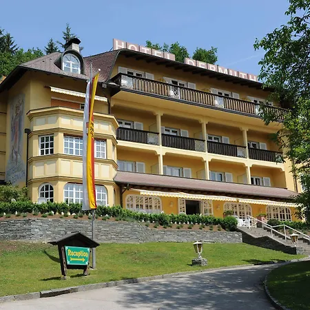 Dermuth Klagenfurt Hotel 4*