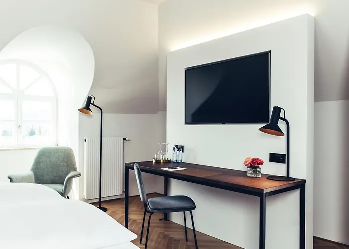 Dermuth Klagenfurt 4*