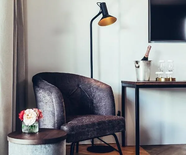 Dermuth Klagenfurt Hotel 4*