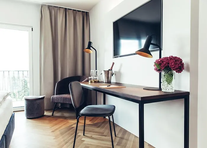 Dermuth Klagenfurt 4*