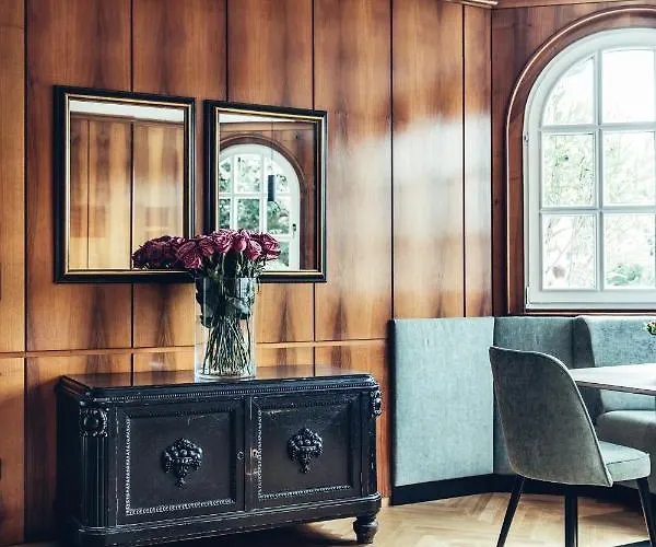 Dermuth Klagenfurt 호텔 클라겐푸르트